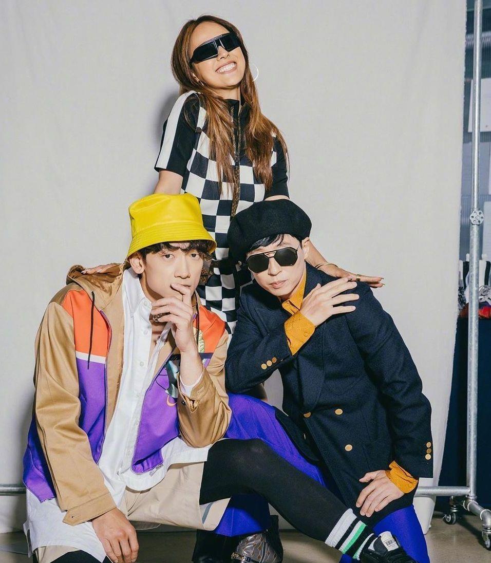 郑智薰|出道即巅峰！Rain、李孝利、刘在石新团SSAK3新歌横扫韩国乐坛