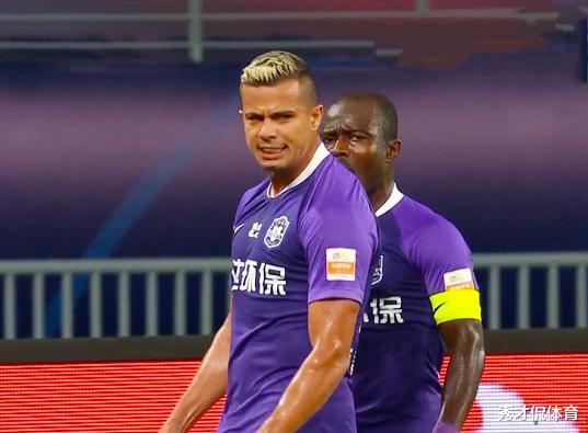 var|泰达蒙冤已申诉！马宁遭天津解说怒骂，足球专家解读VAR规则