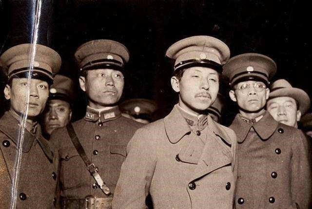 「张学良」时隔54年,年已九旬的张学良,给大陆的第一封回信究竟写了什么