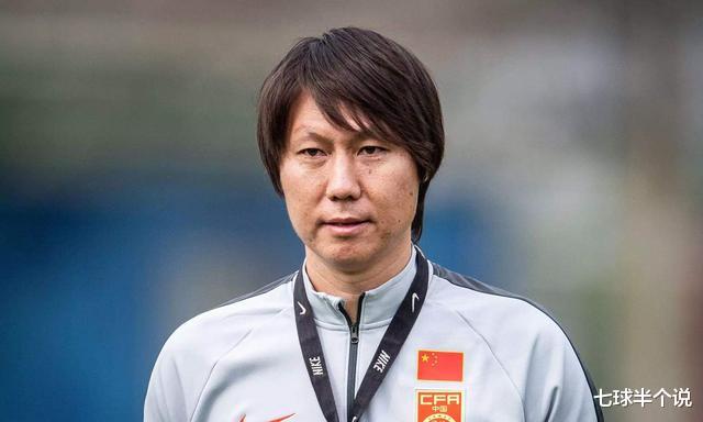 国足：国足世预赛赛程公布！李铁迎2利好，5天内连怼菲律宾叙利亚打遭遇战！