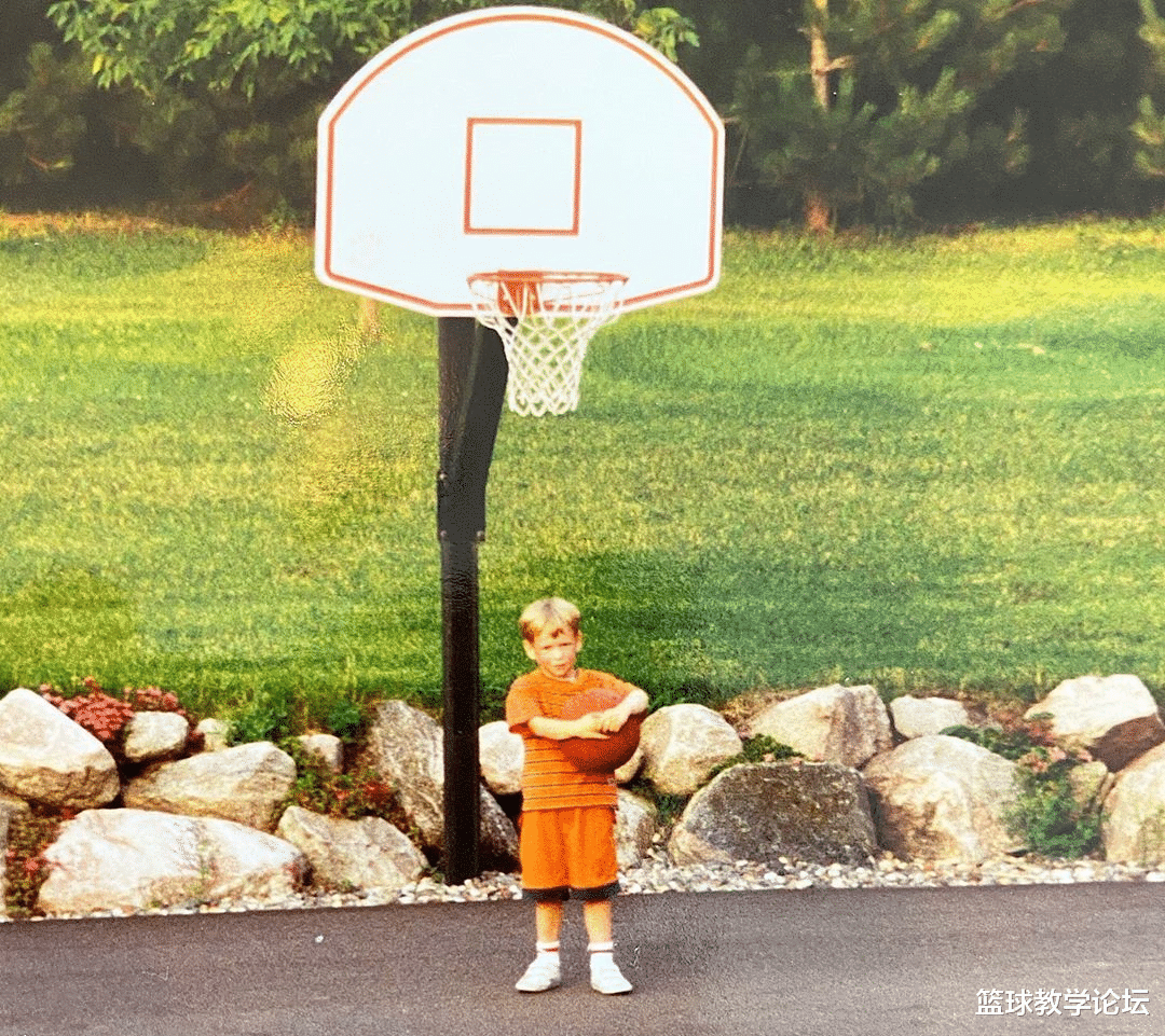 『报销』再见了，NBA！3年2次赛季报销！4200万先生宣布正式退役