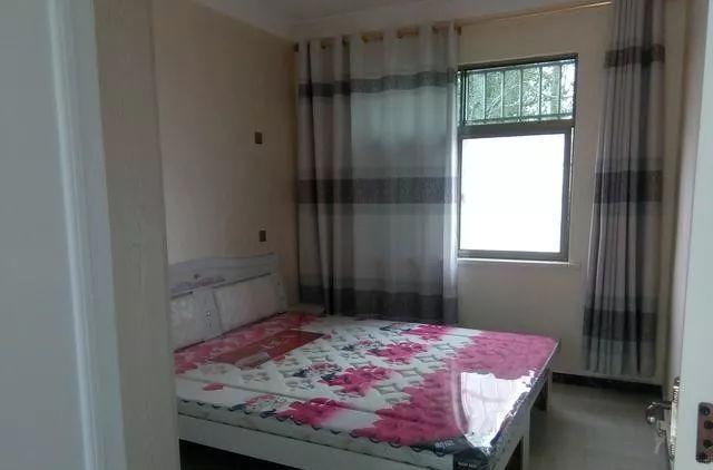 羡慕! 50多万就能建这么棒的别墅, 院子种花草葡萄、养鱼