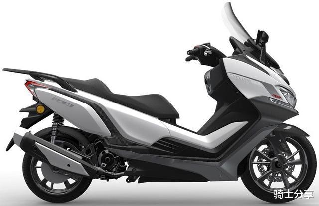 『动力』2020年摩托车年中盘点,谁更值得入手?