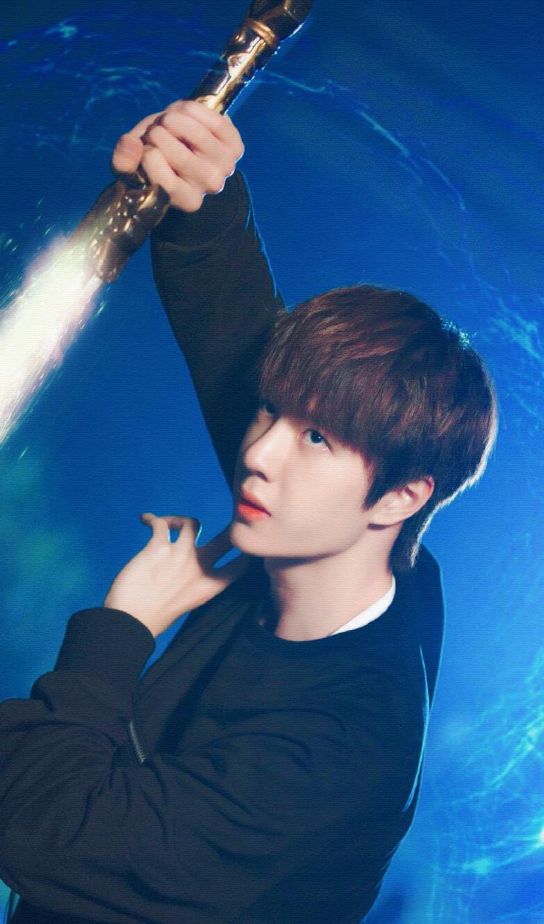 「肖战」肖战和王一博的新剧一起定档,都是三年前的作品,女主也都是顶流