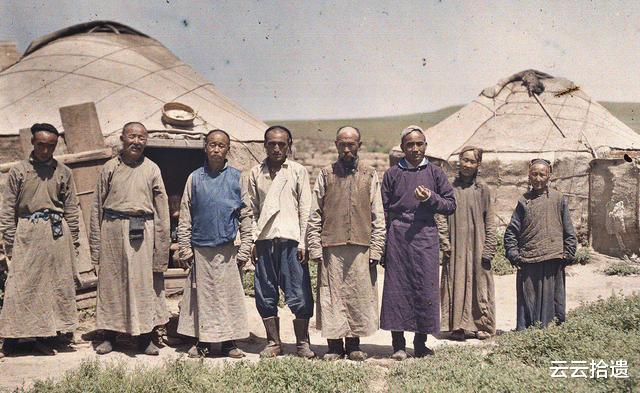 『』我国称蒙古国为“外蒙”，那么蒙古国是怎么称呼中国的？