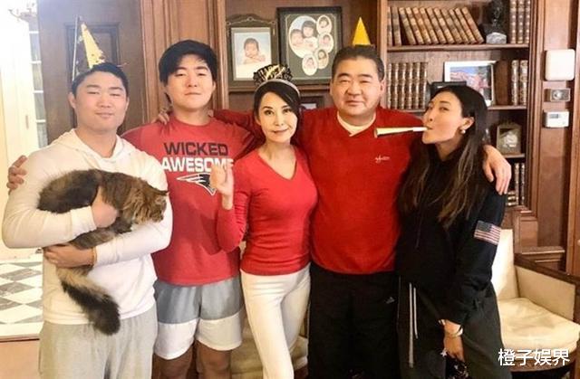 叶玉卿@以脱为荣，“艳星”叶玉卿嫁豪门坦言：我婆婆看过我拍的片子