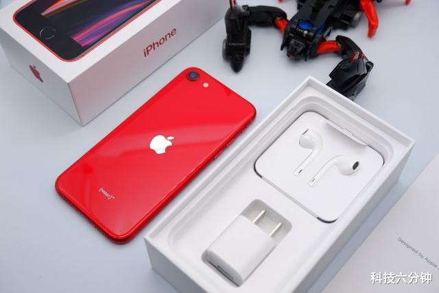 iPhone SE|降价500元，苹果A13仿生+iOS13+128GB仅3299元，比6.18还实惠