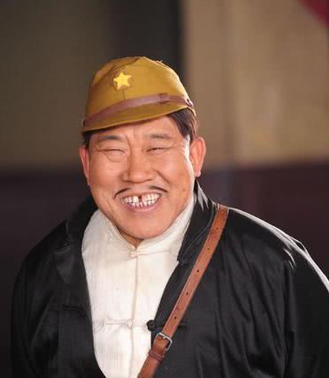 【杜旭东】他是国家一级演员，因嘴歪演了一辈子坏人，女儿竟是我们熟悉的她