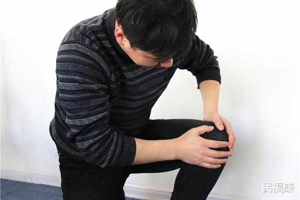 雌激素|雌性激素旺盛的男人，一般都具有3个特点，医生：有的人一个没有