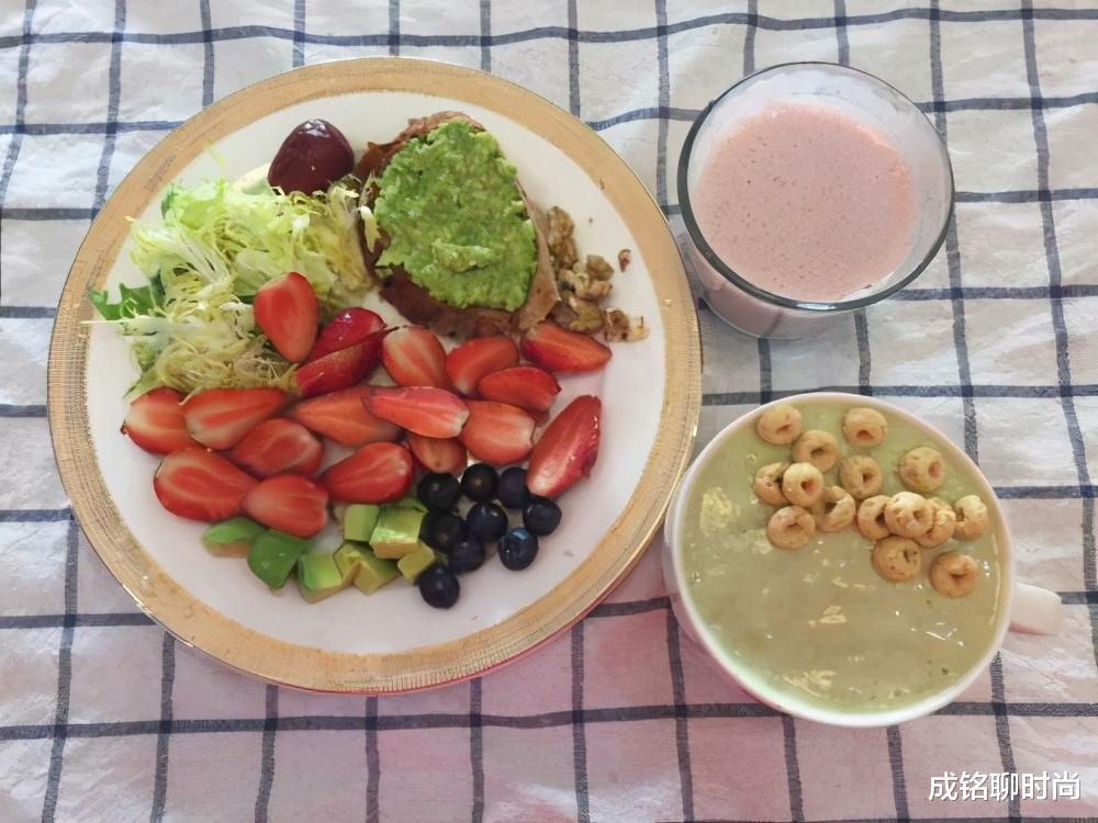 燃脂|从100斤减到90斤，减肥后体重轻了，腰腿却很粗怎么办？