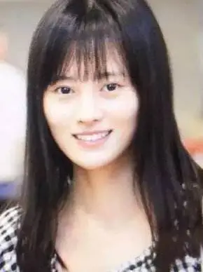 景甜■景甜晒新照大变脸，她到底对自己下了什么狠手？