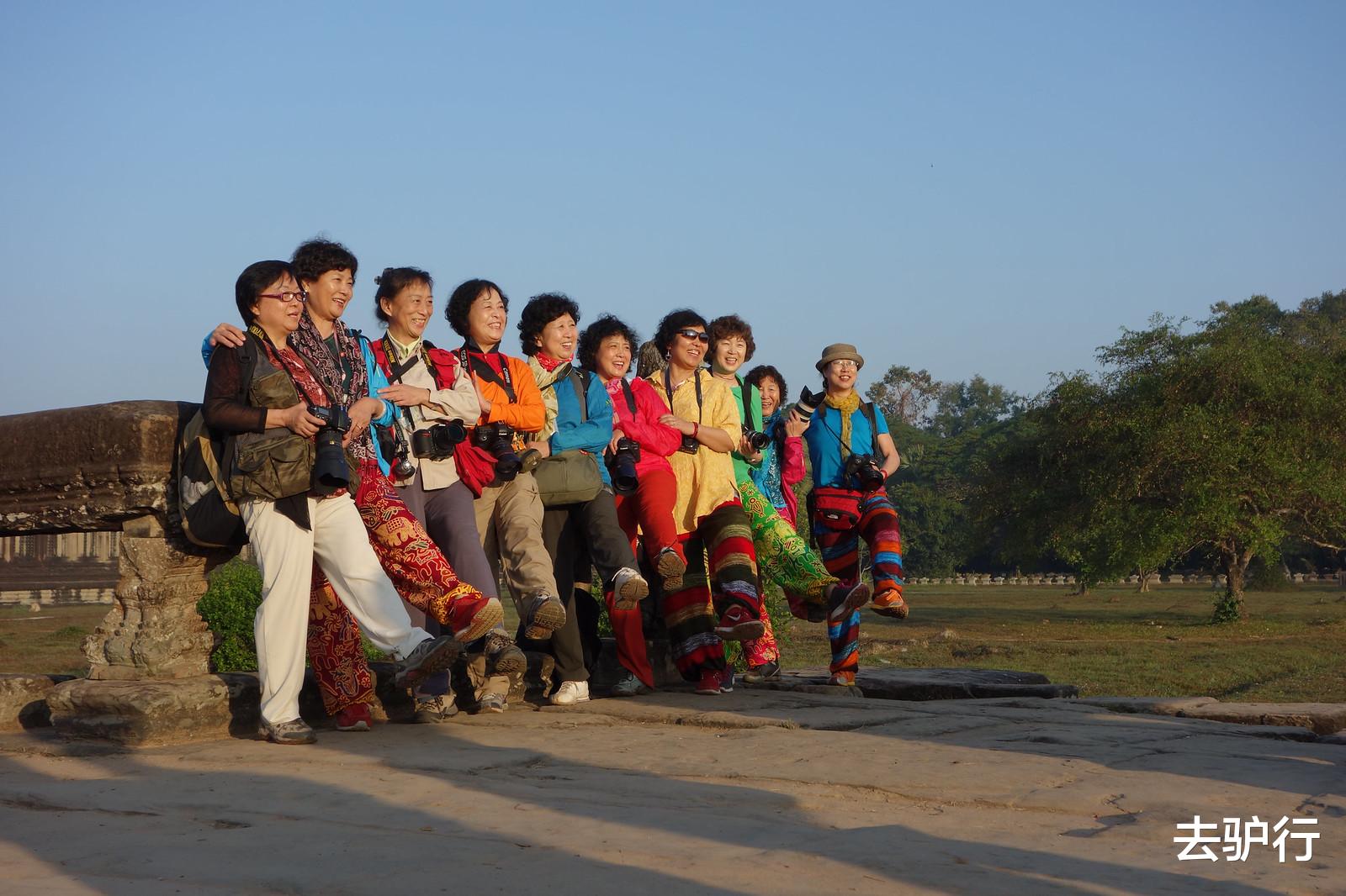 ：团建旅行成“团灭”：低智的互动抠门的预算，硬生生地逼走了员工