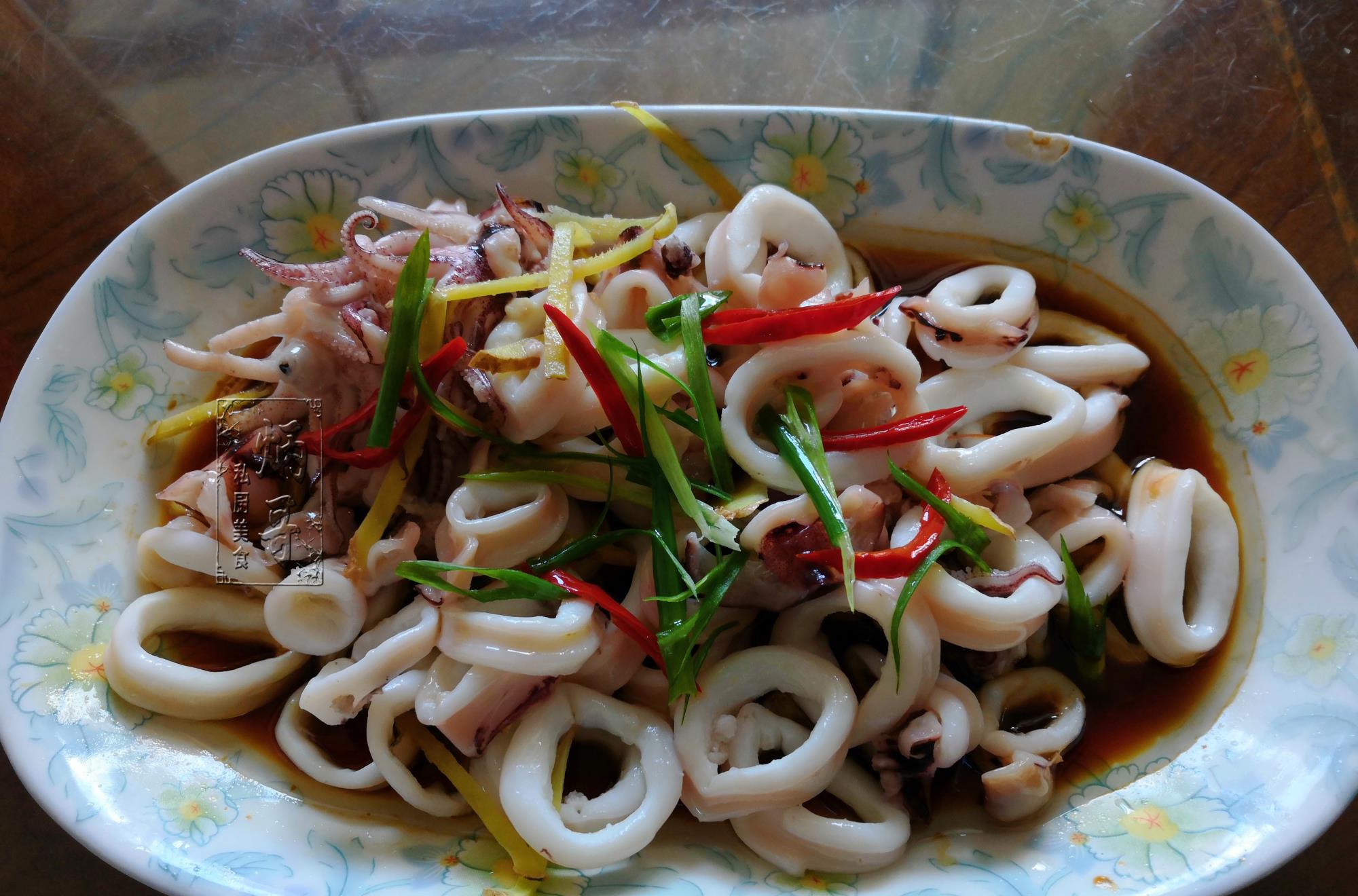 羊肉|表妹晒待客晚餐，网友：南方人真舍得吃，这餐饭没七八百下不来吧