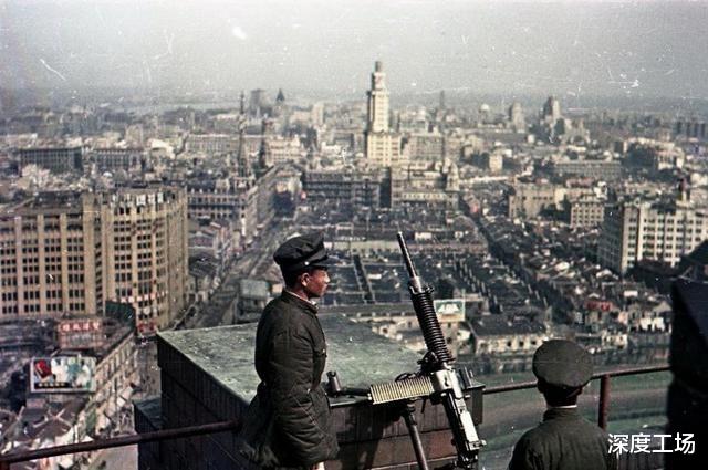 【建文帝】为什么说粟裕打仗最厉害？粟裕击败国军十大名将：谁做得到？