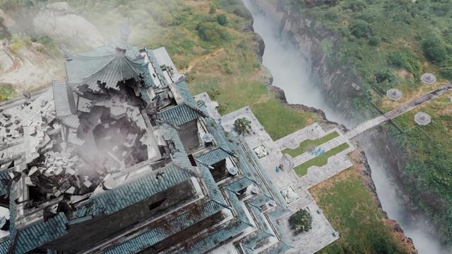『程潇』“人间芭比”程潇主演玄幻大剧,5毛特效太尴尬,好在颜值爆表