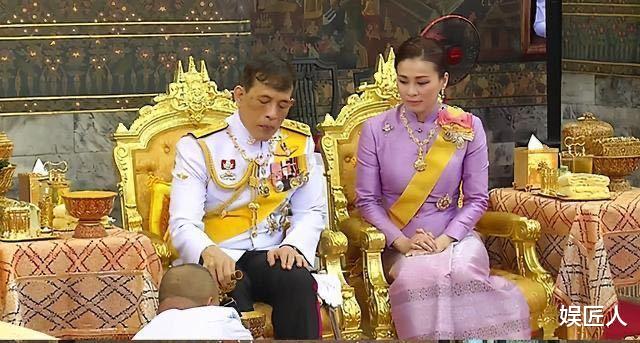金秀贤|苏提达掌控后宫有术，公开晒出与贵妃合影，彰显母仪天下风范！
