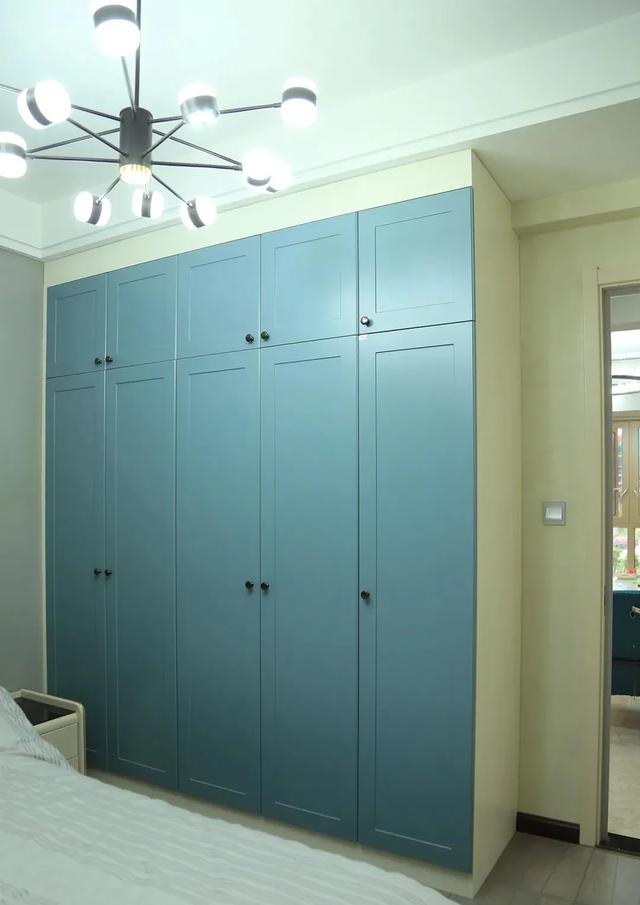 |146㎡四居室装修，玄关砌阳台、沙发不靠墙，第一眼就爱上了