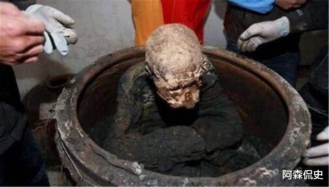 高僧|河南古寺打开神秘地宫,专家冒险进入,发现一千年不腐高僧
