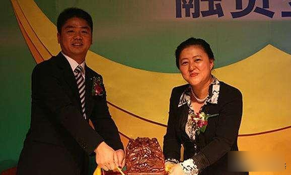 徐新|刘强东背后风投女王，靠京东一把赚100亿，却从不投资自个老公