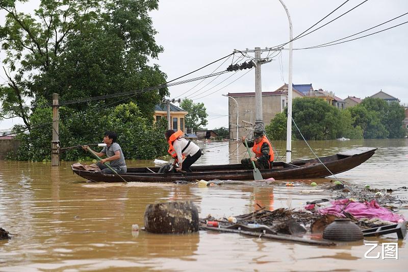 乙图|长江告急：长江水文局发布洪水红色预警，鄱阳湖水位超1998年