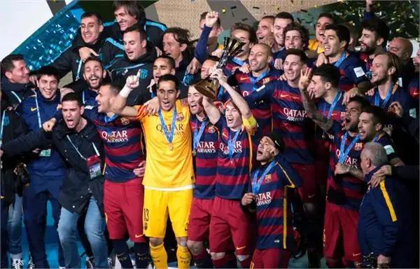 巴塞罗那|彻底失控了,巴萨球迷攻陷甘伯城,巴托梅乌遭受死亡威胁,警察出动!