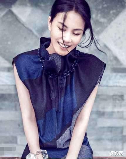 李亚鹏|李亚鹏苦苦挽留半年，看到王菲一个举动后，为何选择果断放手？