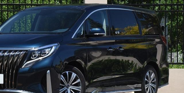 「广汽传祺」国产中的“精品”MPV，长超5米重2吨，252马力，比GL8还懂国人