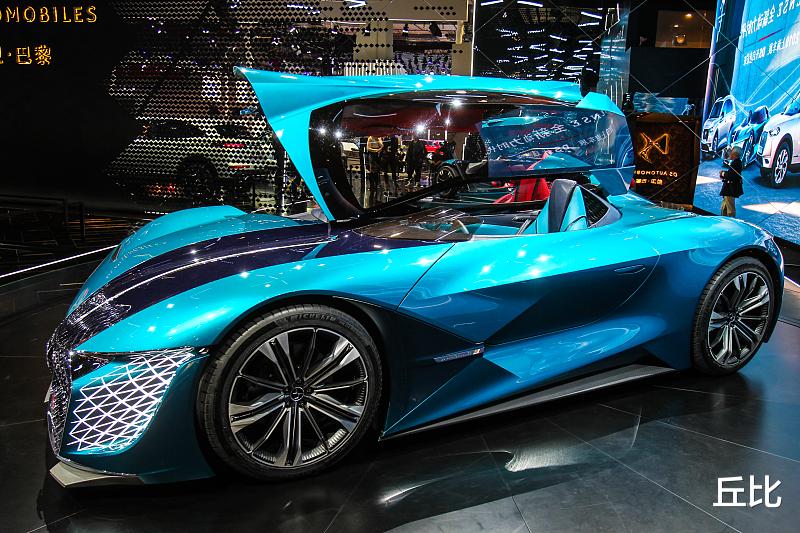 法系车|盘点法系车那些令人咬牙切齿的“浪漫”设计