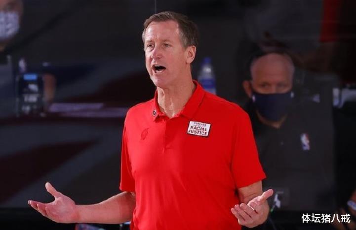 开拓者队|湖人开拓者赛后，裁判判罚惹争议，杨毅苏群纷纷发声，43-19确实过分