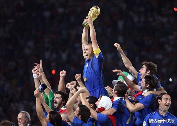 「里皮」世界杯巅峰对决，意大利疯狂堆4名前锋！里皮：这时候还要啥中场