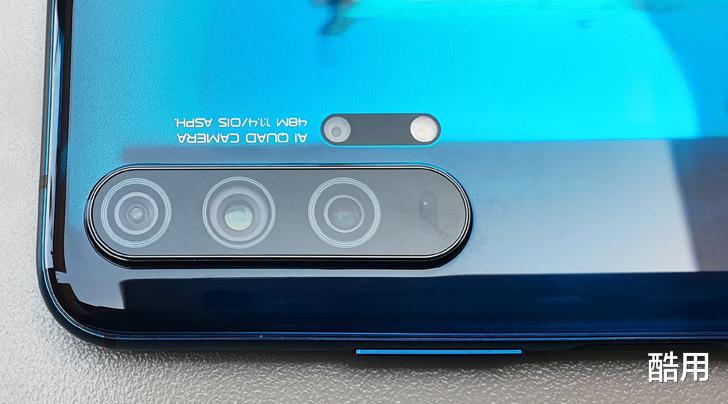 「荣耀」荣耀30系列机型太多？上一代V30降至新低，挖孔屏+麒麟990