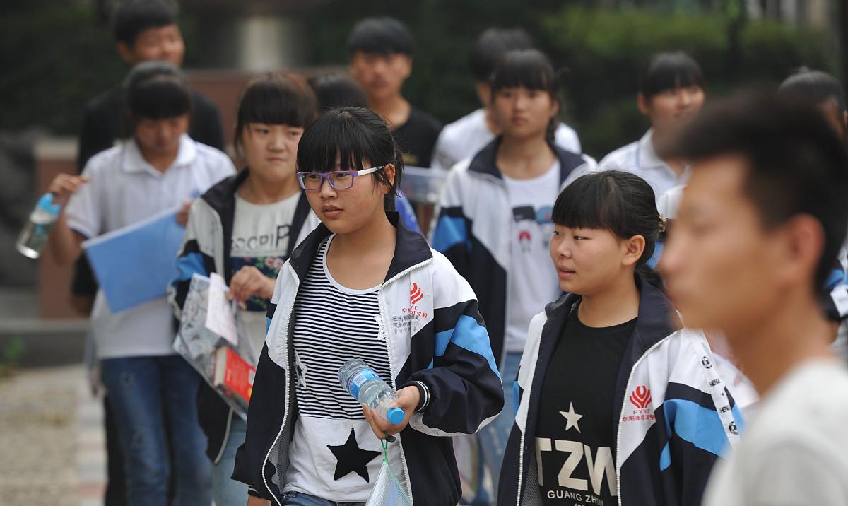 中考:多地发布考试通知,初三生喜出望外,家长已经沸腾