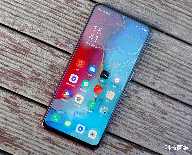 双十一|发布不到一年下跌1400元,12GB+128GB,开始借助双11清理库存