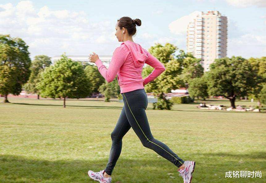 燃脂|从100斤减到90斤，减肥后体重轻了，腰腿却很粗怎么办？