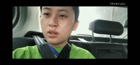 唐艺昕@李佳琦亏损百万，从直播间消失：生活留给成年人的，只有6小时