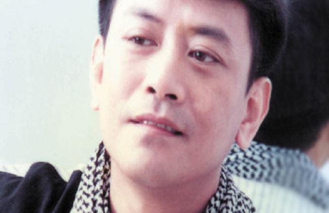 明星|他是张国荣眼中的超级巨星，曾大骂郑伊健，临终前竟让成龙滚出病房