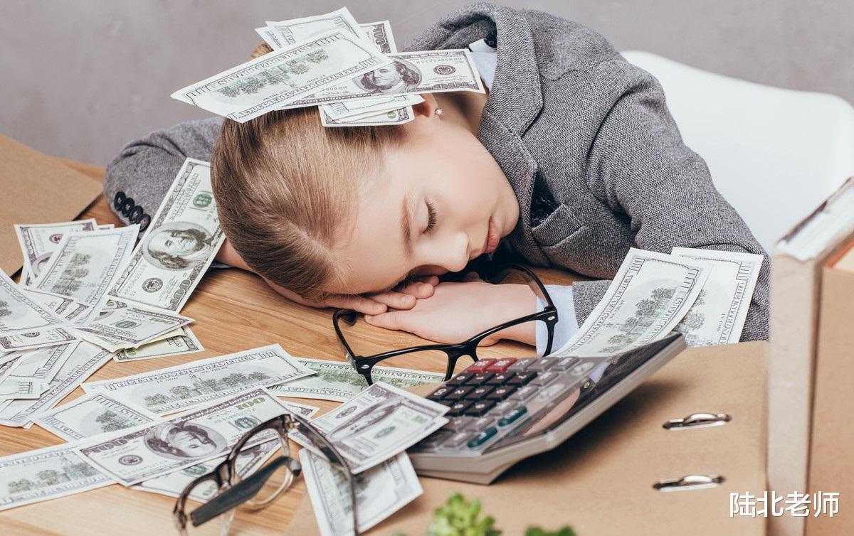 「高考状元」能考上985和211大学的考生，是有怎样的家庭出身？答案和你想的不同