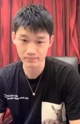 【中国男篮】天啊！下半身没知觉！险些瘫痪！中国男篮未来被坑惨了