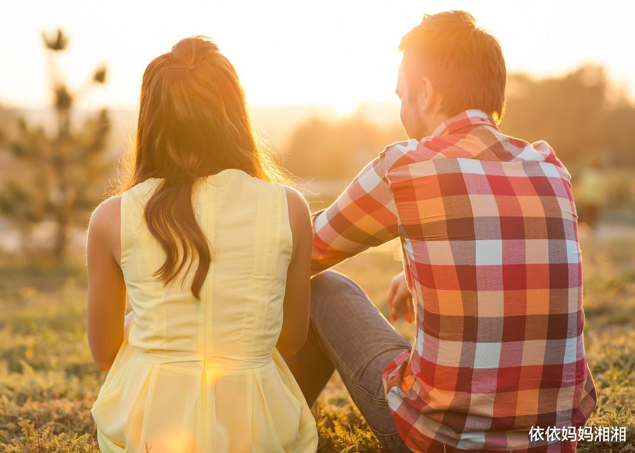 |女孩要苹果手机，男朋友却要送华为新款导致分手，网友：早该分