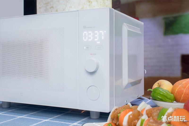 米家|小厨房必备美食生产机：米家智能微烤一体机体验