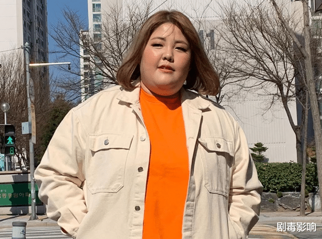 |韩国网红一年狂瘦90斤，肚腩不见五官立体，粉丝却闹着要脱粉