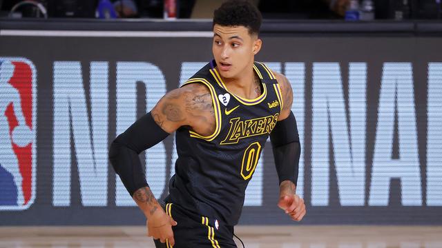 湖人队|提前考虑！湖人中产特例用处引热议，签下2神射？美媒直言可行