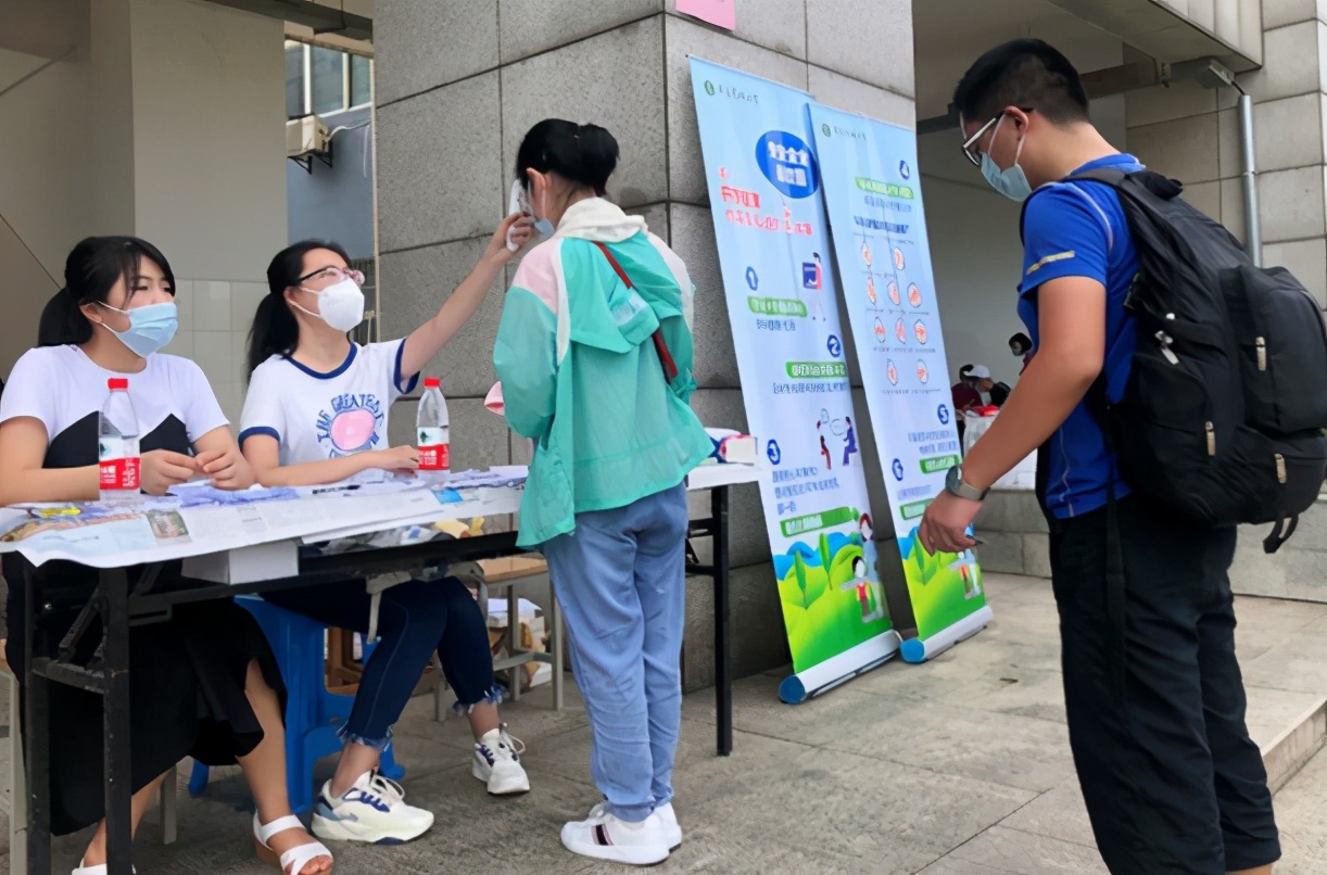 教育局|市教育局再发通知,寒假提前,两地停课,还有个坏消息,家长急了