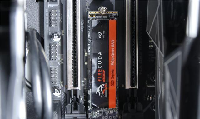 【酷玩】PCIe 4.0就是这么强!希捷酷玩520 SSD评测