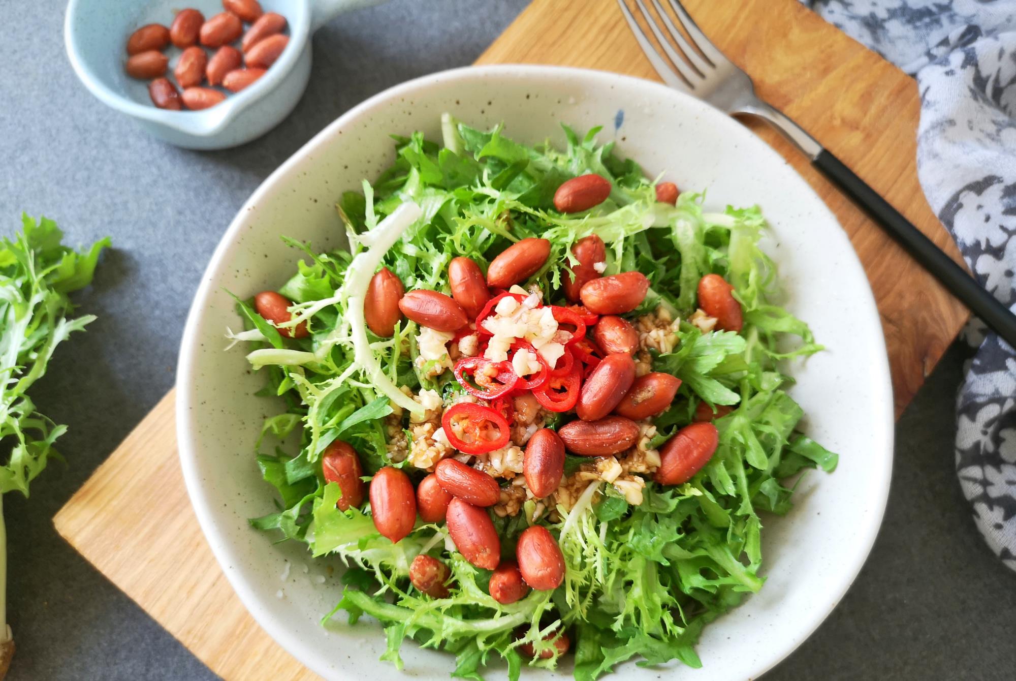 「」夏天减肥，就爱吃这菜，坚持吃一月掉了8斤肉，太有成就感了