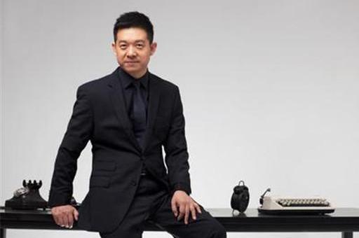 贾跃亭|贾跃亭：从县城网管到亿万富豪，撕下面具，一地鸡毛