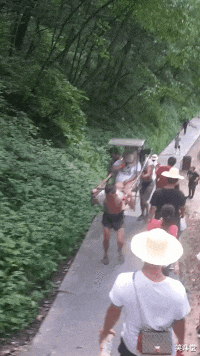 苏有朋|“老婆让我给她量臀围，大家看看，是这么量的吗？”哈哈哈