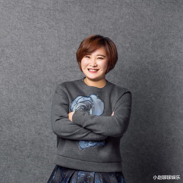 『贾玲』贾玲被扒出众多抄袭作品，多次致敬韩国综艺节目，自辩抄袭也无伤大雅被吐槽！