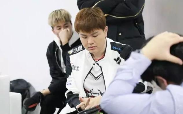 「上单」LOL：LPL的上流俱乐部，上流上单的上流晚宴加上流庆祝