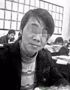 【】他高考交白卷，扬言自己要成为中国首富，现在过得怎么样？